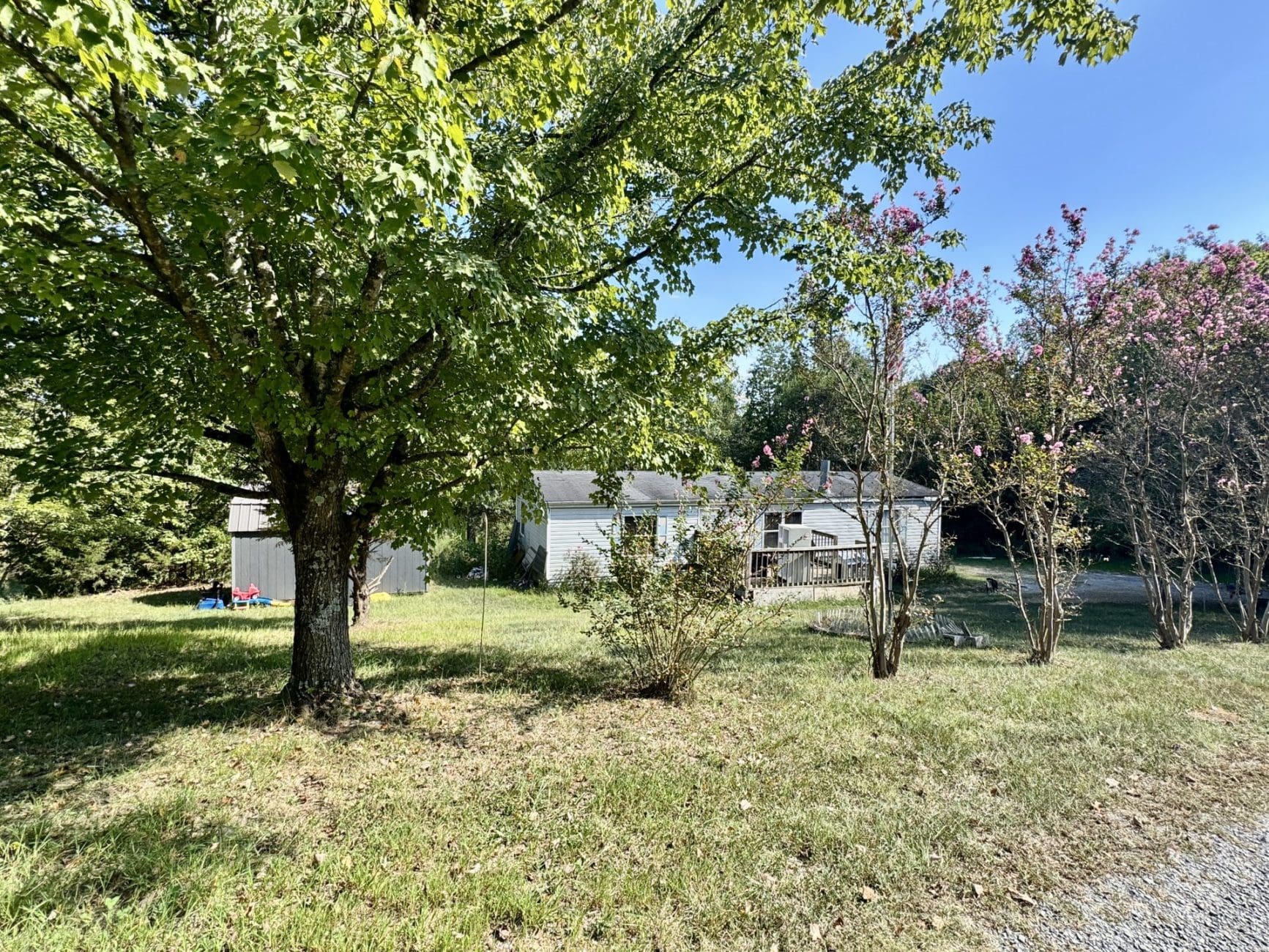 This image is by Powell Auction & Realty.