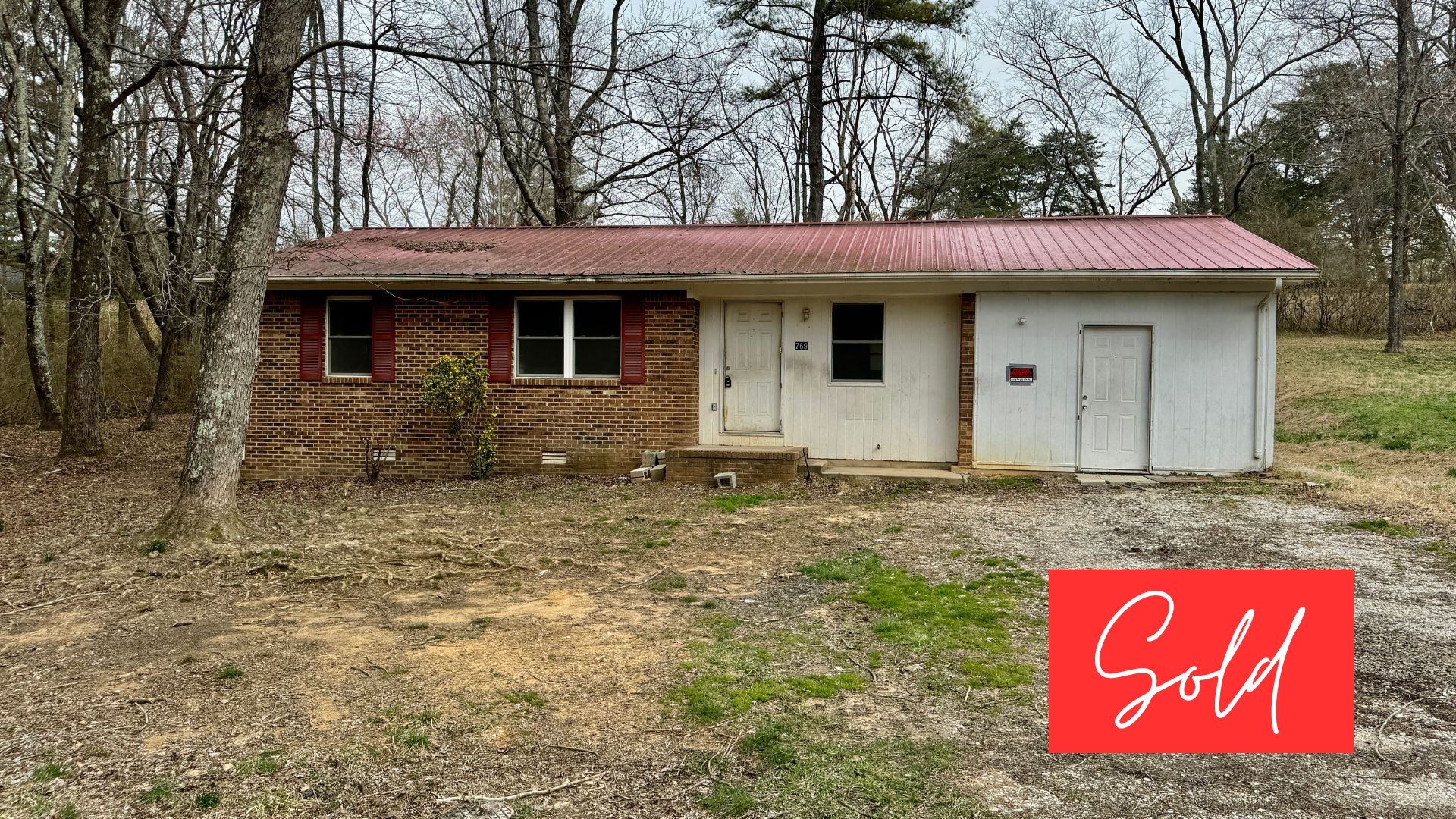 This image is by Powell Auction & Realty.