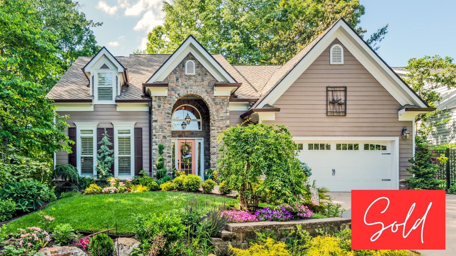 This image is by Powell Auction & Realty.