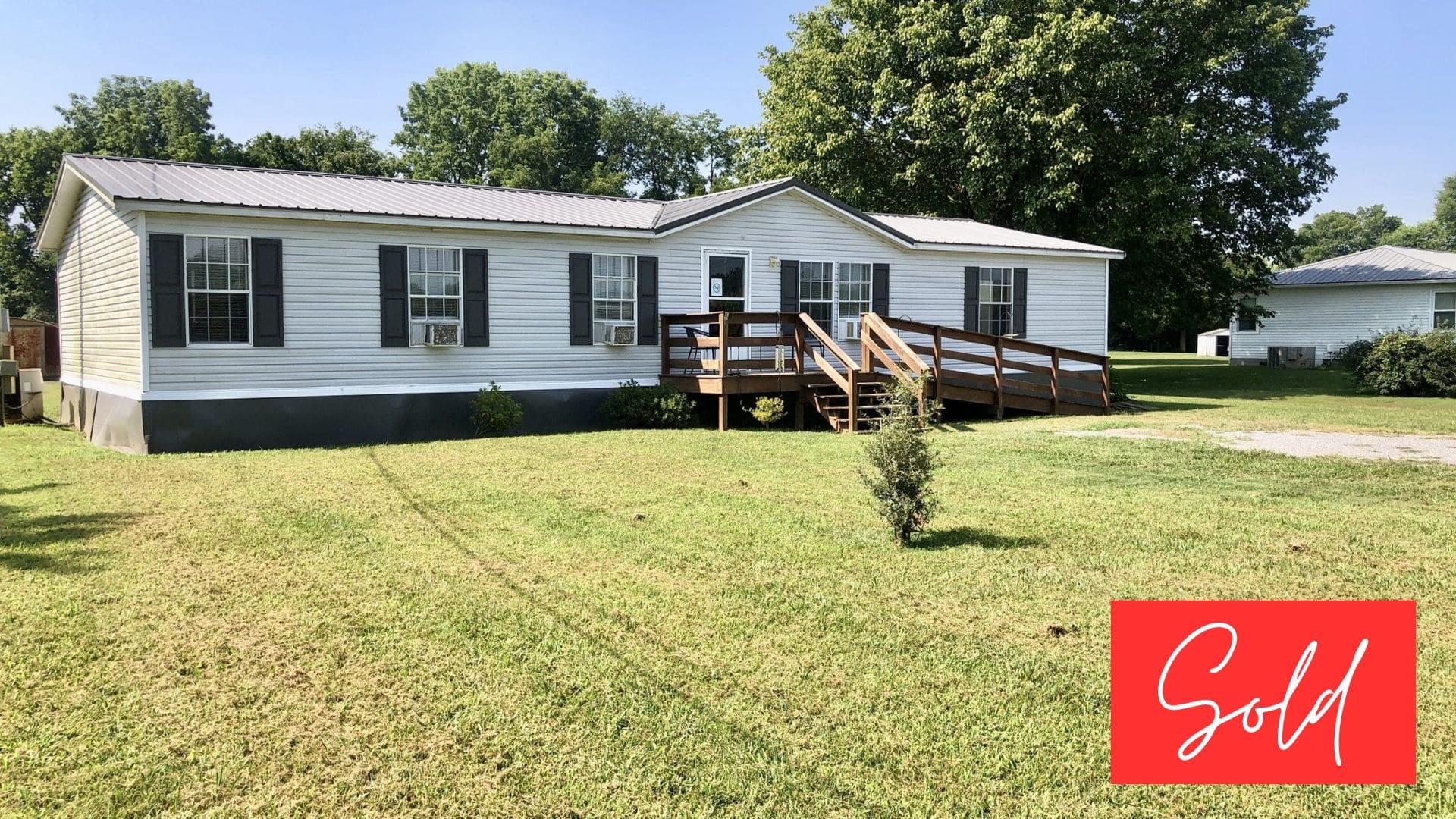 This image is by Powell Auction & Realty.