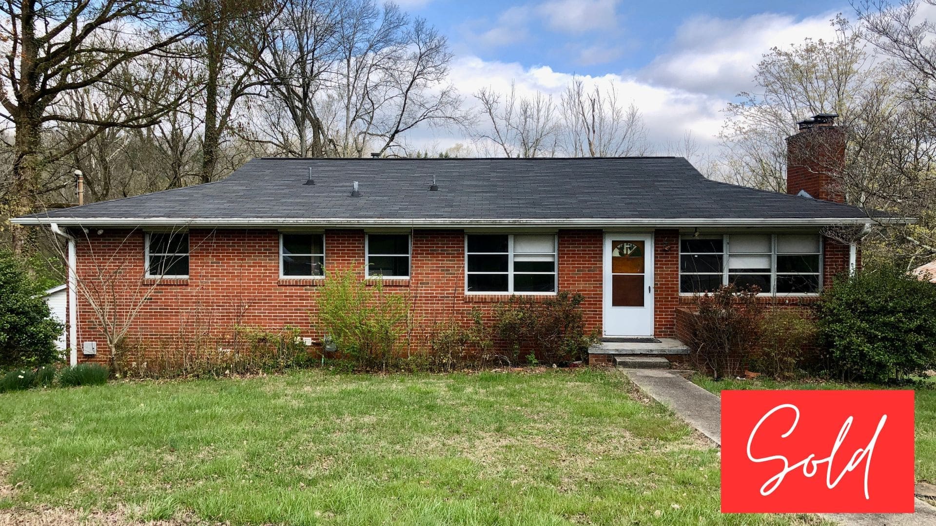 This image is by Powell Auction & Realty.
