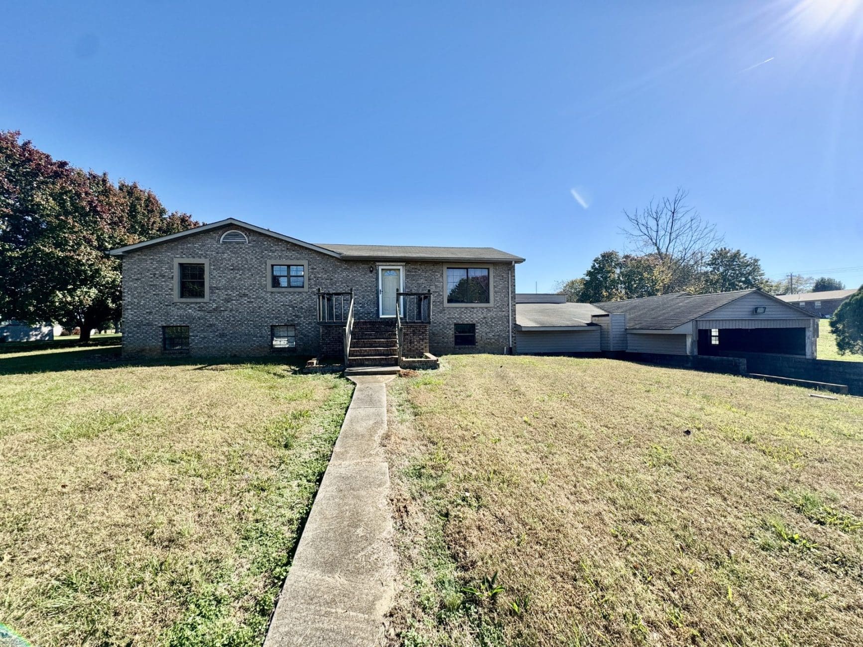 This image is by Powell Auction & Realty.