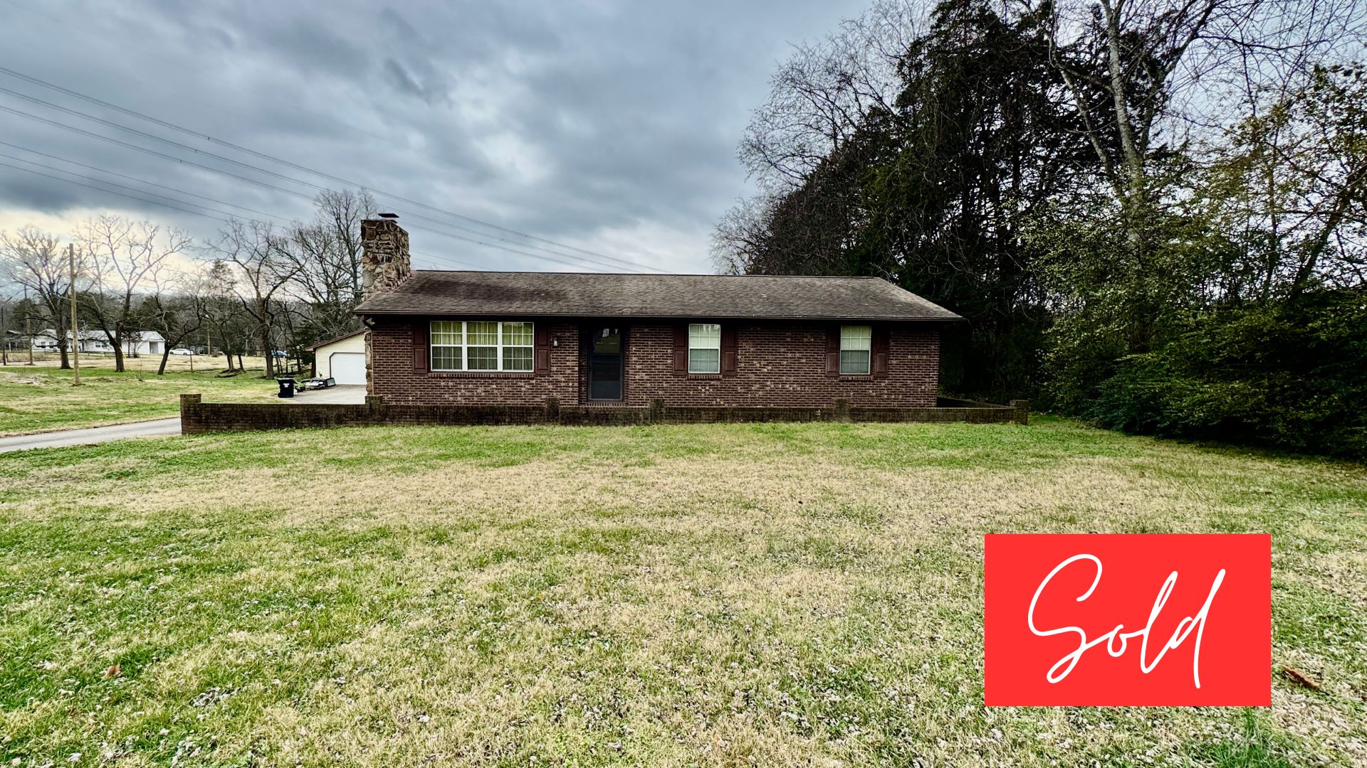 This image is by Powell Auction & Realty.